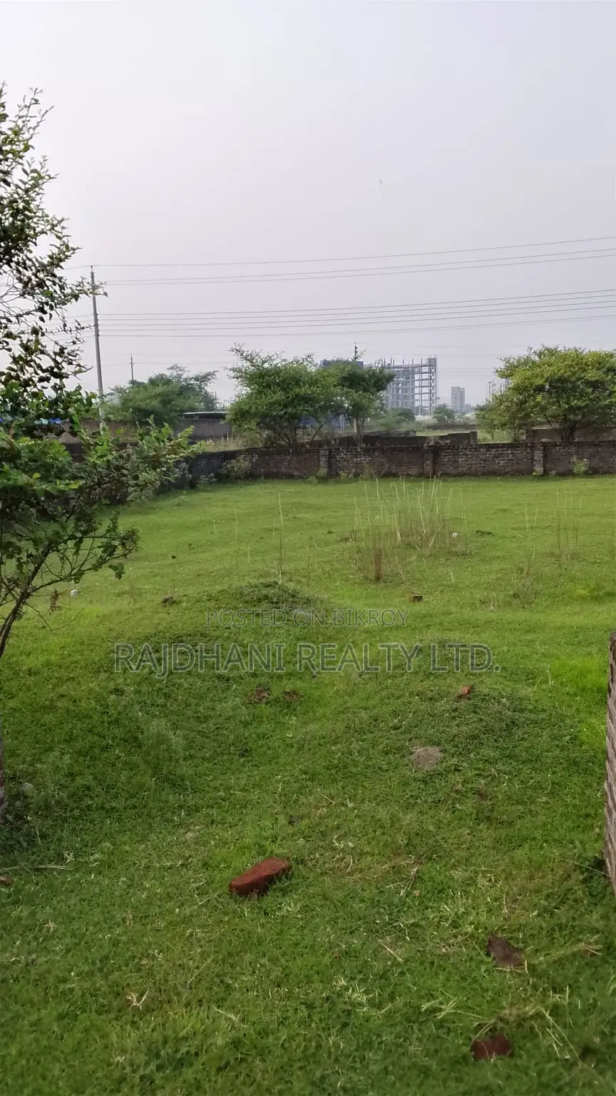 P Block, 4 Katha Plot for Sale in Bashundhara, Baridhara.
