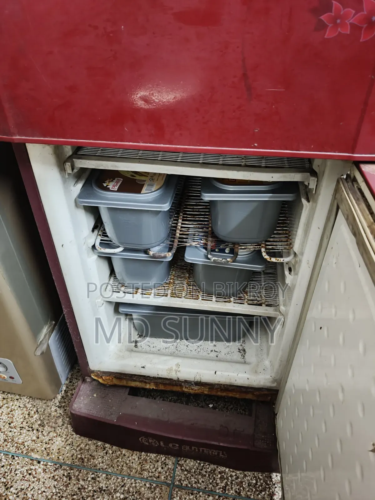 এলজি ফ্রিজ ৩৫০ লিটার