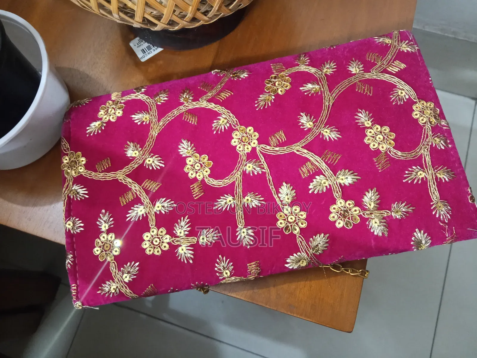 Exclusive Hand Bag