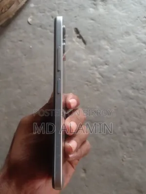 Infinix Smart 20 128 GB White