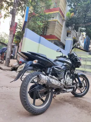 Bajaj Pulsar 150 2015 Black