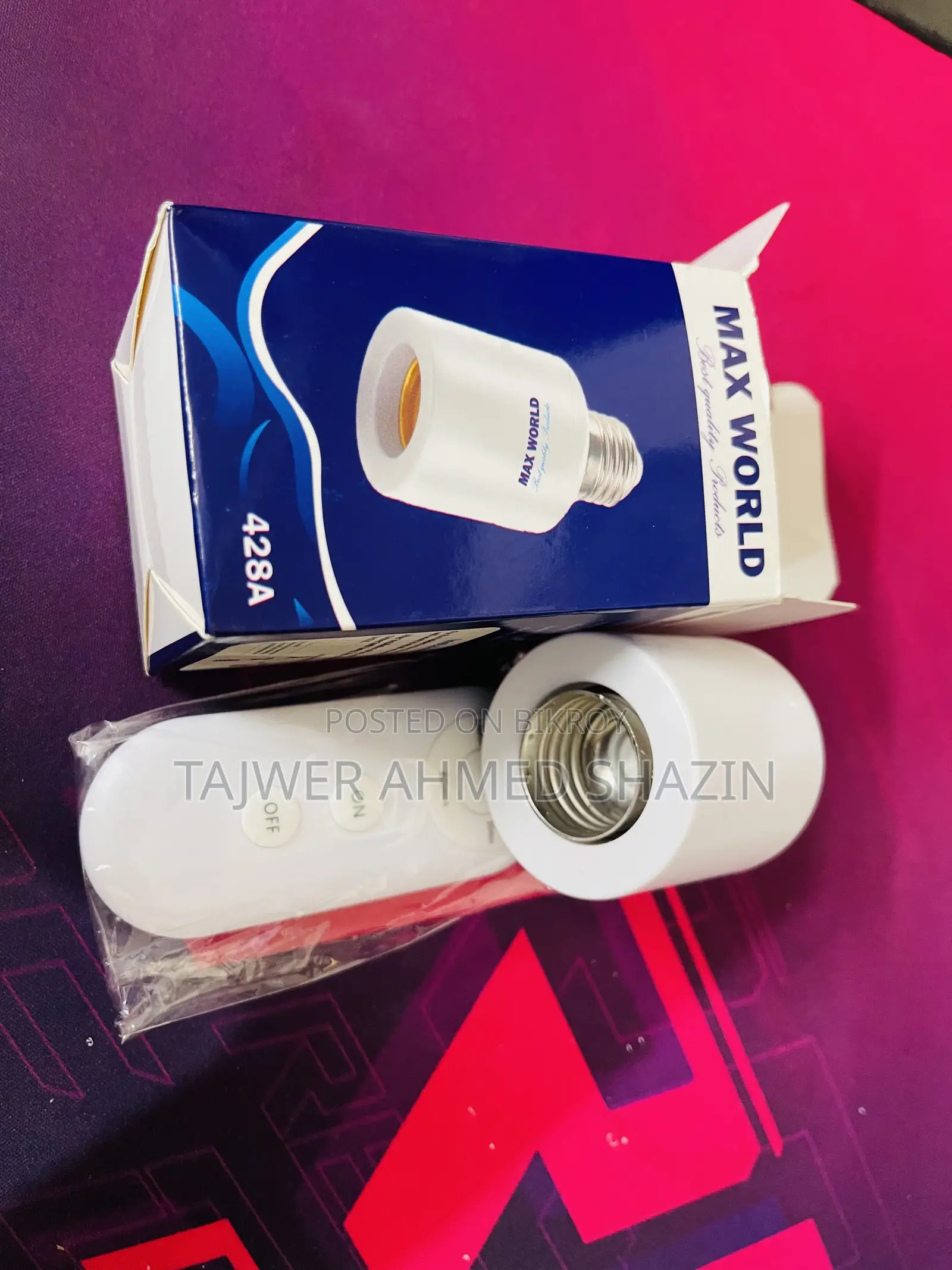 MAX WORLD 428A Wireless Remote Control Bulb Holder | Timer