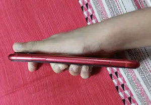 Apple iPhone 11 128 GB Red