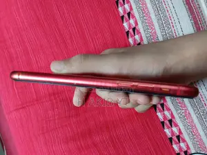 Apple iPhone 11 128 GB Red