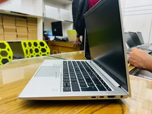 Laptop HP EliteBook 840 G8 8GB Intel Core i5 SSD 256GB