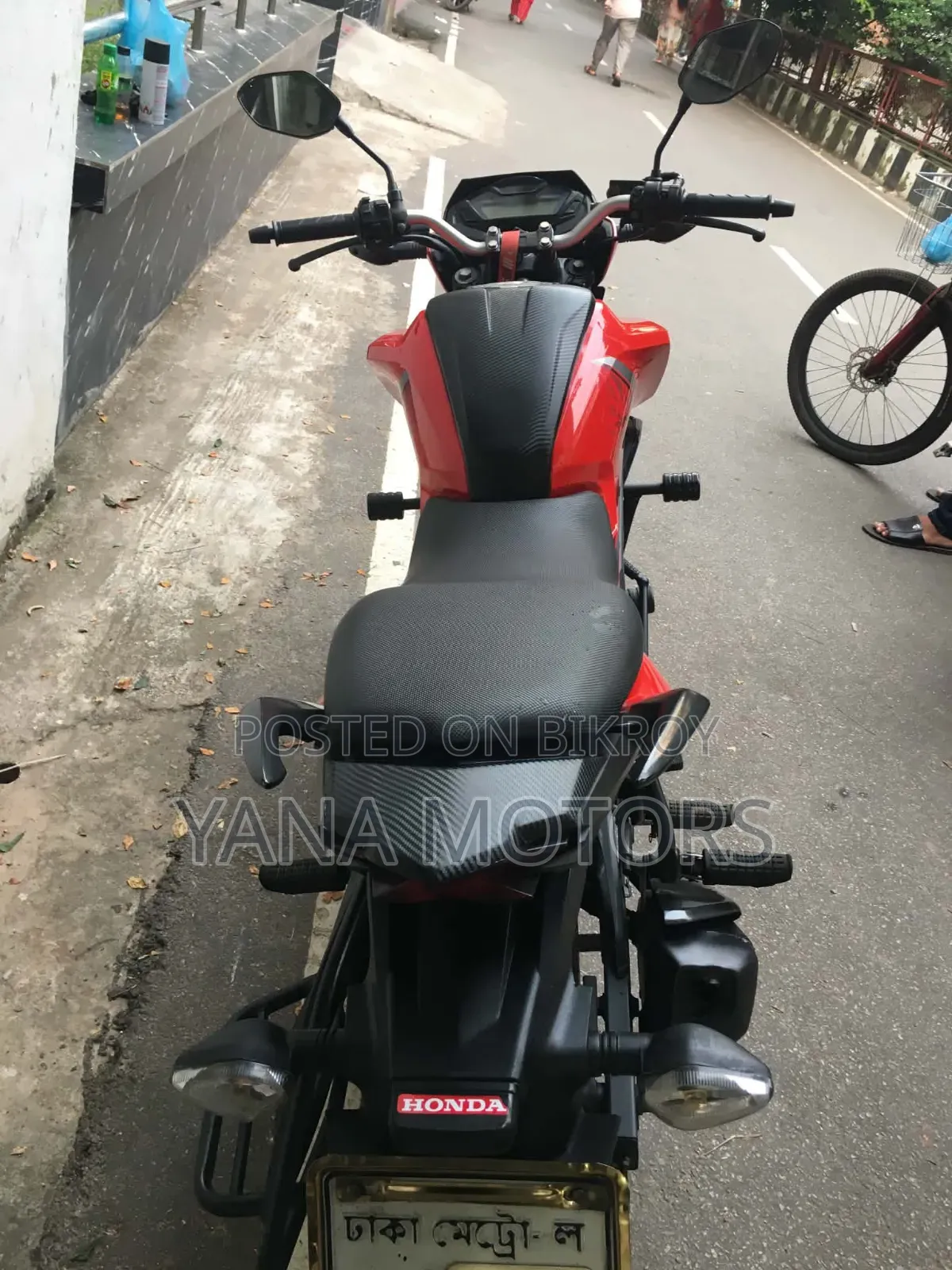 হোন্ডা হর্নেট ২০১৯ রেড