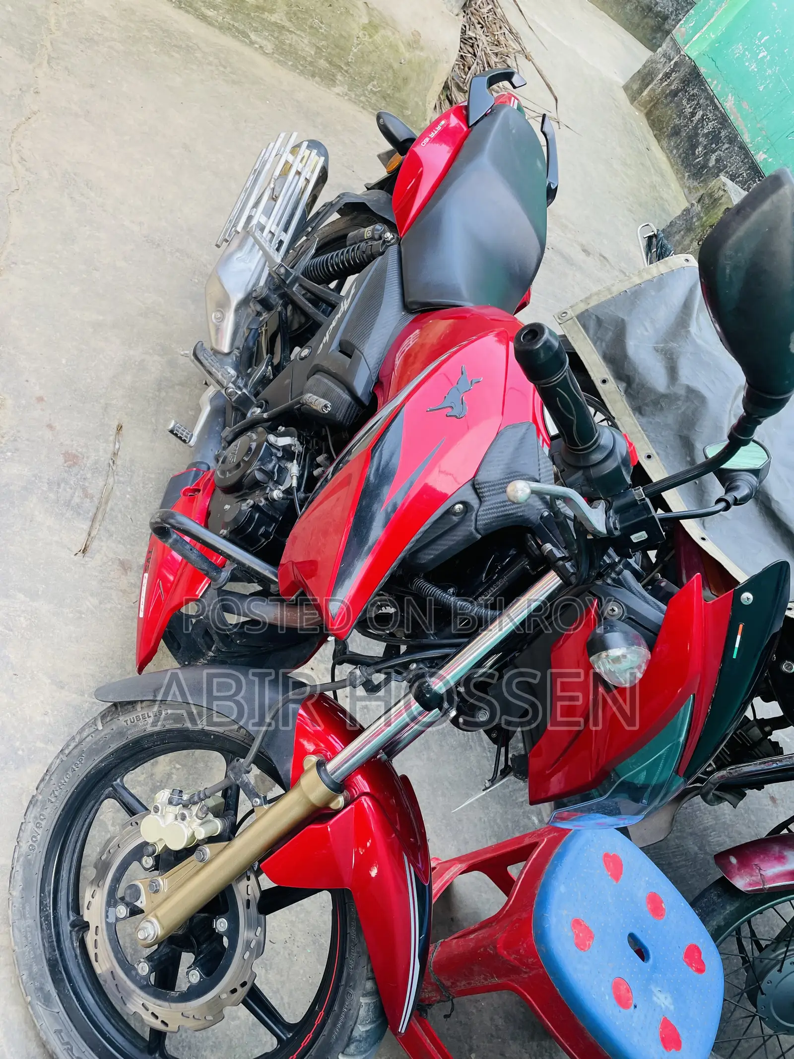 টিভিএস অ্যাপাচে আরটিআর ১৬০ ২ভি ২০২৩ রেড