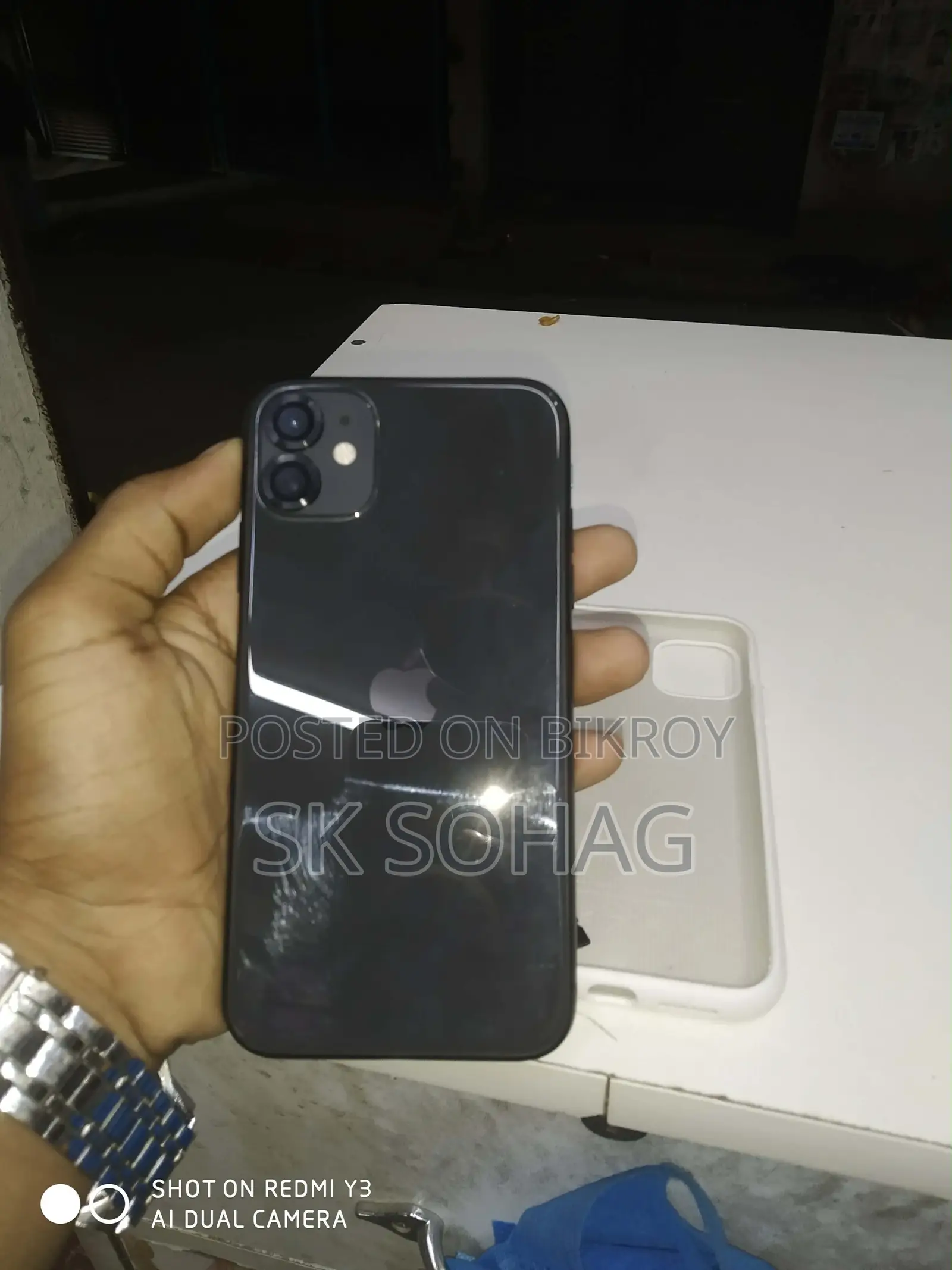 অ্যাপল আইফোন ১১ ১২৮ জিবি ব্ল্যাক