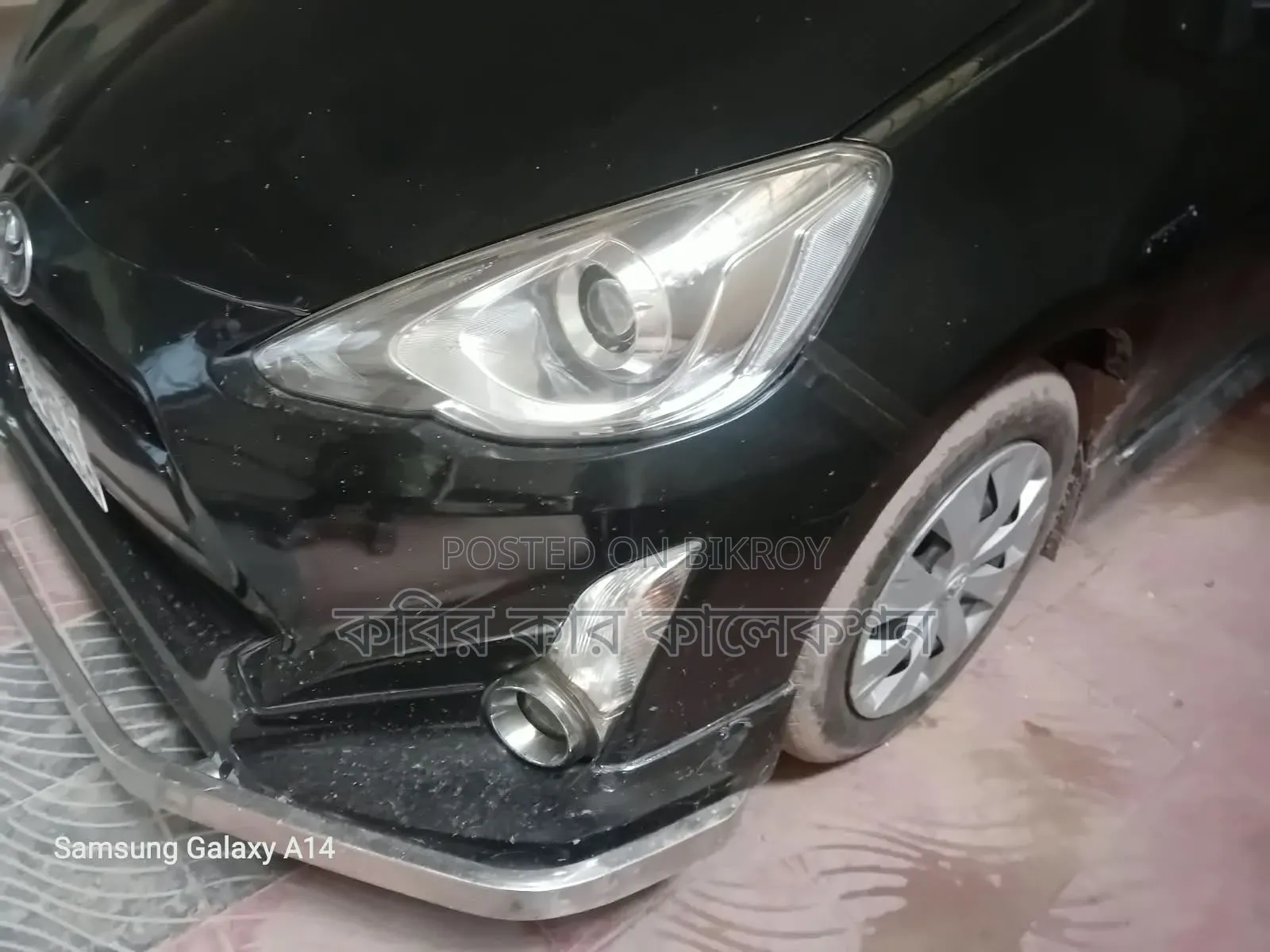 টয়োটা অ্যাকুয়া ২০১৭ কালো