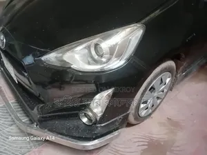 টয়োটা অ্যাকুয়া ২০১৭ কালো