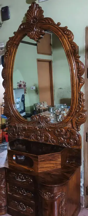 Rajokio Stylish Dressing Table