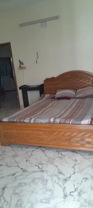 খিলগাঁওয়ে আসবাবপত্রসহ ৩ বেডরুমের অ্যাপার্টমেন্ট বিক্রয়ের জন্য