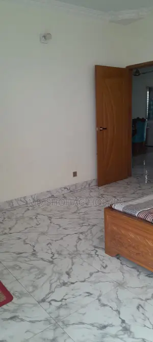 খিলগাঁওয়ে আসবাবপত্রসহ ৩ বেডরুমের অ্যাপার্টমেন্ট বিক্রয়ের জন্য