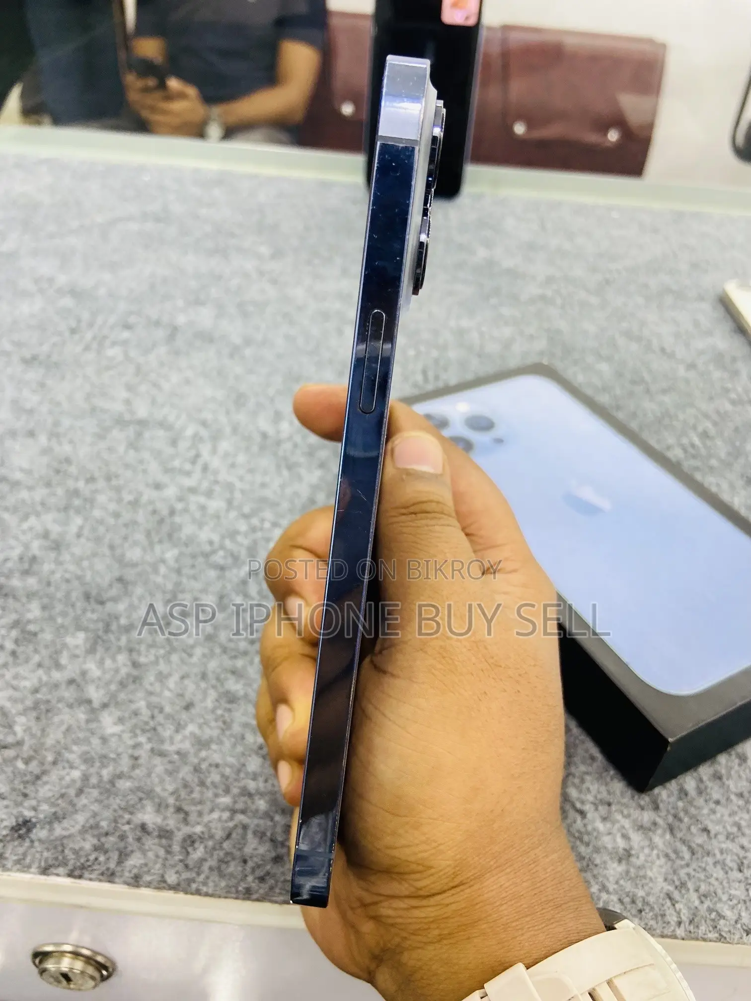 অ্যাপল আইফোন ১৩ প্রো ম্যাক্স ১ টিবি ব্রোঞ্জ