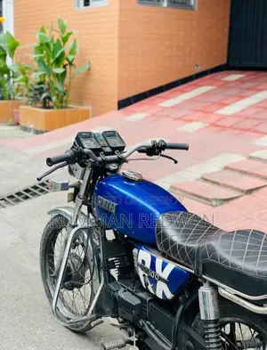 Yamaha 2002 Blue