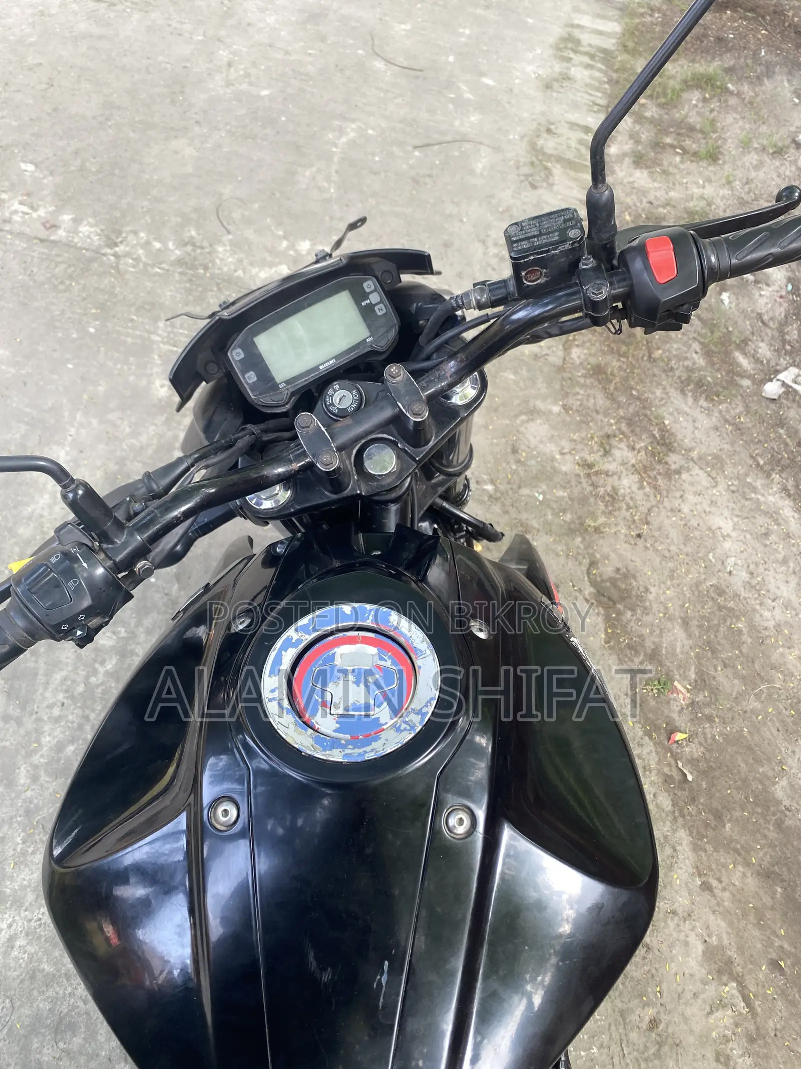 সুজুকি বাইক ২০২১ কালো