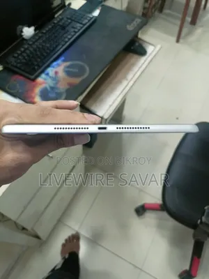 Apple iPad 9.7 64 GB Silver