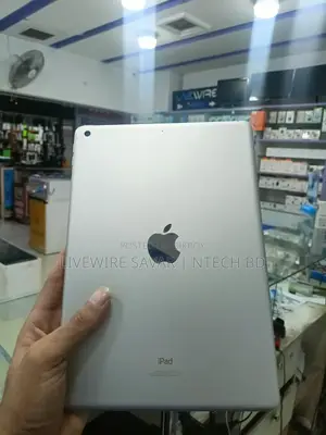 Apple iPad 9.7 64 GB Silver