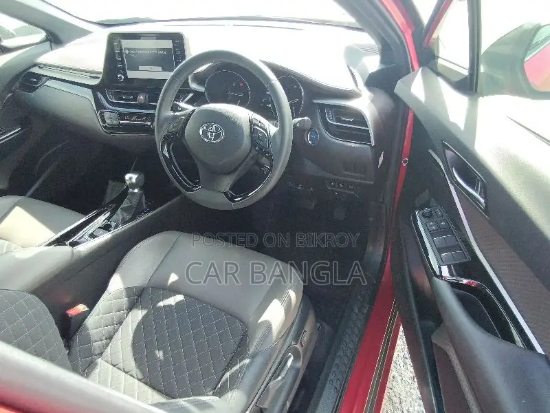 Toyota C-HR 2021 Red