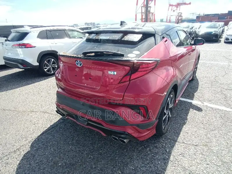 Toyota C-HR 2021 Red