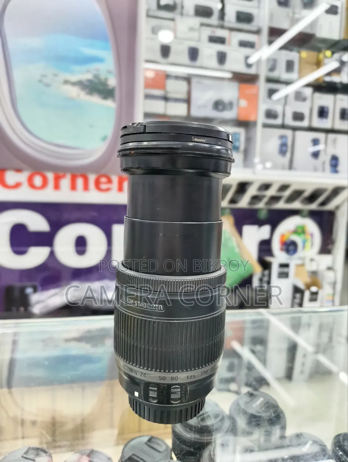 Canon 18-200mm Lens