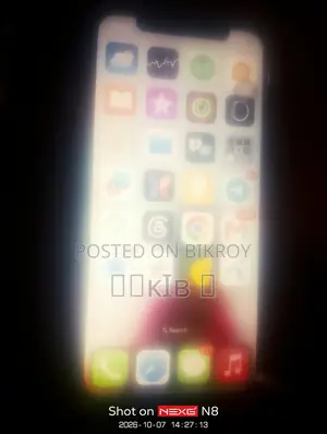 অ্যাপল আইফোন এক্সএস ৬৪ জিবি হোয়াইট
