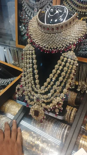 ব্রাইডাল গহনা