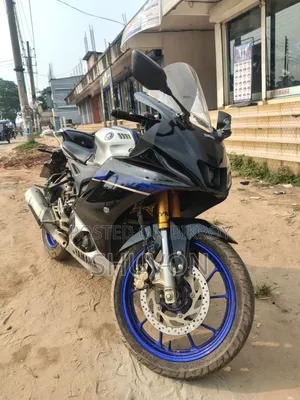 Yamaha R15M 2023 Silver