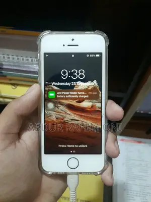 Apple iPhone SE 64 GB Rose Gold