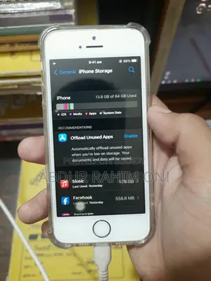 Apple iPhone SE 64 GB Rose Gold