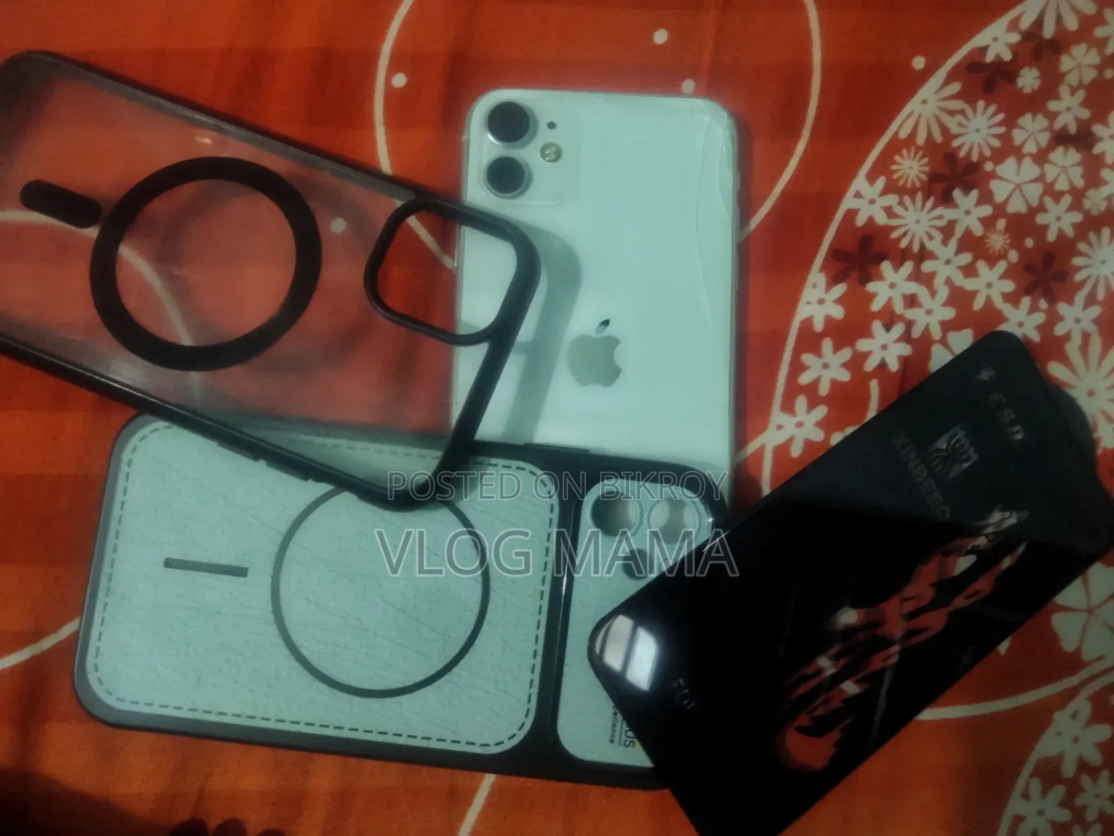 অ্যাপল আইফোন ১১ ১২৮ জিবি হোয়াইট