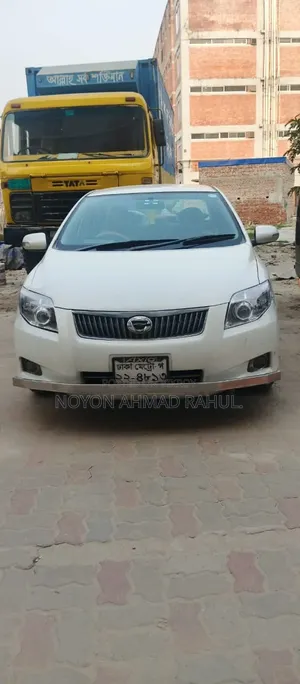 Toyota Axio 2012 White