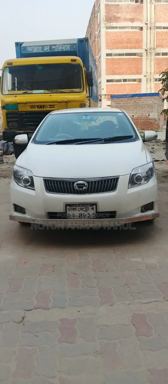 Toyota Axio 2012 White