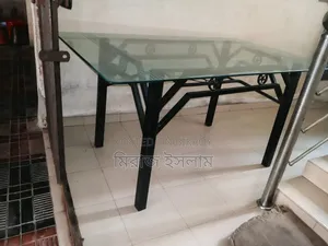 ডাইনিং টেবিল বিক্রি হবে
