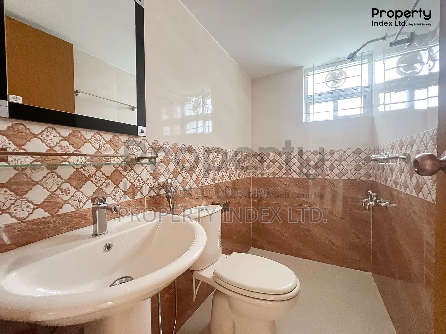 4-Bedroom Apartment in Property Index Ltd, Basundhara for sale
