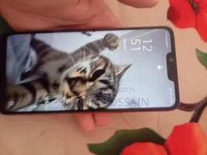 অপ্পো এফ৭ ৬৪ জিবি লাল