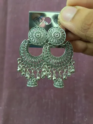 পূজার জন্য রূপার দুল