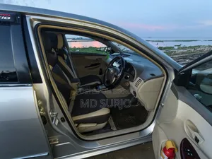 Toyota Axio 1.5 G 2WD 2011 Silver