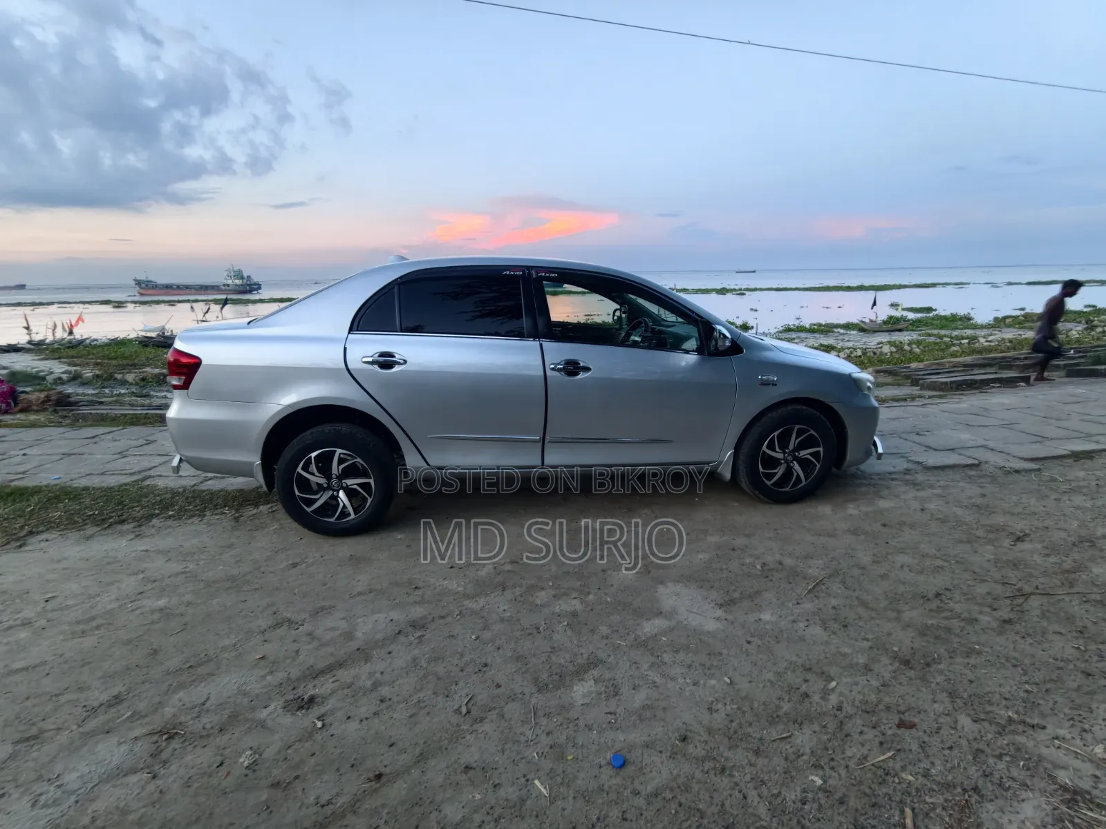 Toyota Axio 1.5 G 2WD 2011 Silver