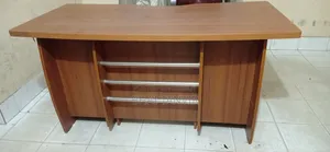 টেবিল বিক্রি হবে