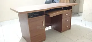 টেবিল বিক্রি হবে