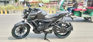 ইয়ামাহা এফজেডএস ভি৩ ২০১৯ কালো