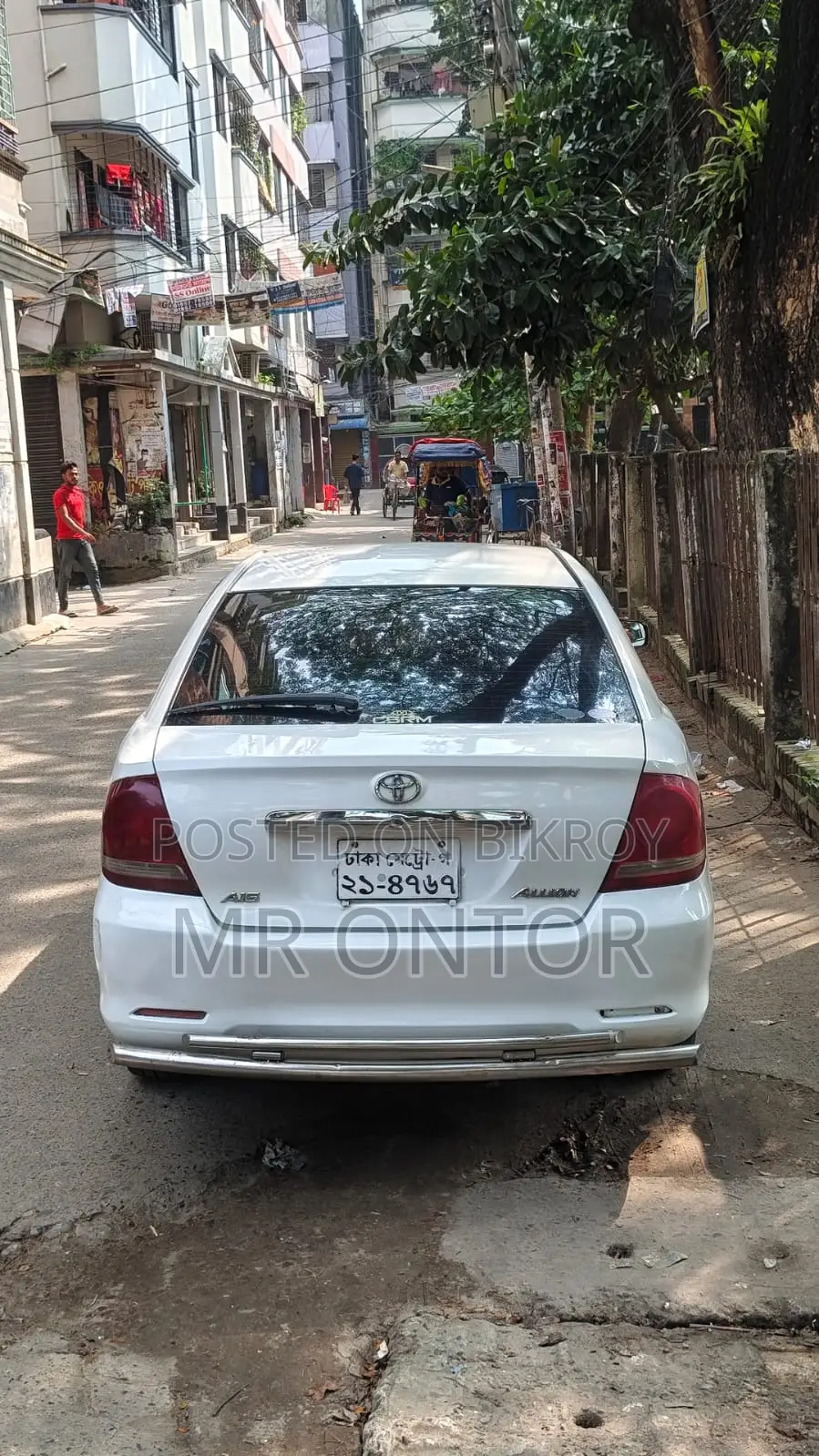 টয়োটা অ্যালিওন ২০০৬ সাদা