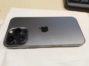 অ্যাপল আইফোন ১৩ প্রো ১২৮ জিবি গ্রাফাইট