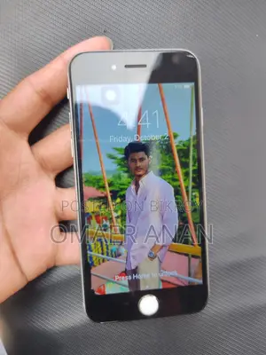 Apple iPhone 6 16 GB White