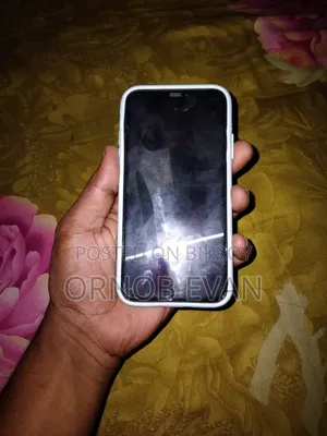 অ্যাপল আইফোন ১১ ২৫৬ জিবি ব্ল্যাক