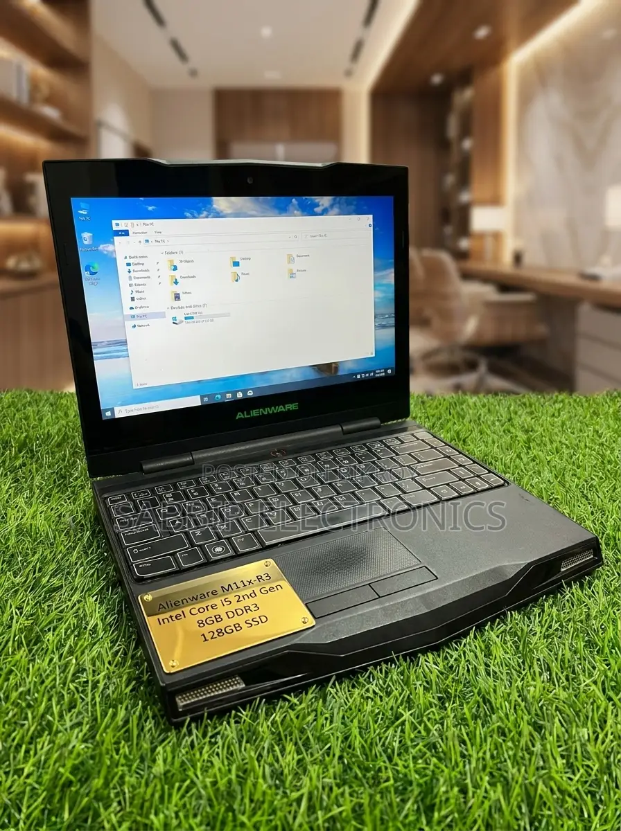 Laptop Alienware M11X-R3 8GB Intel Core i5 SSD 128GB