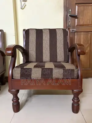 সেগুন কাঠের তৈরি ৫ পিস সোফা সেট