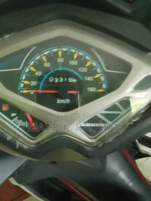 রানার কাইট + ১১০ ২০২১ লাল