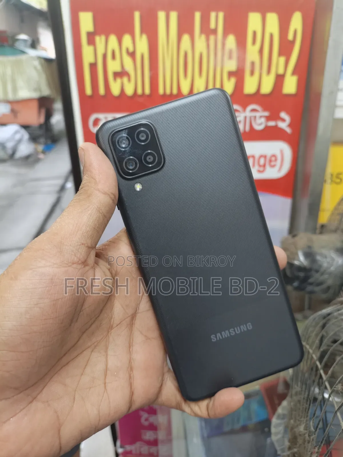 স্যামসাং গ্যালাক্সি এ১২ ৬৪ জিবি ব্ল্যাক